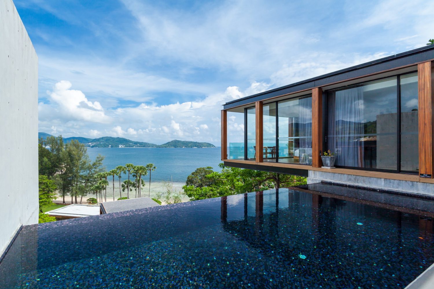 Luxury Hanging Infinity Pool Villa | The Naka Phuket l 5-star ...